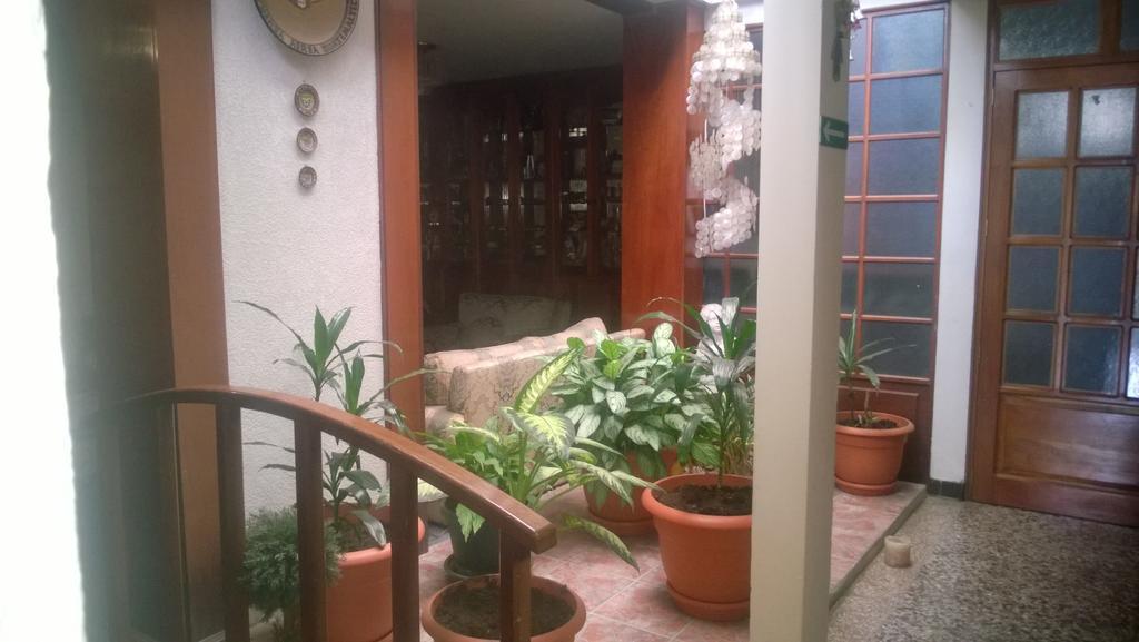 Mariana'S Petit Hotel Guatemala City Exteriör bild